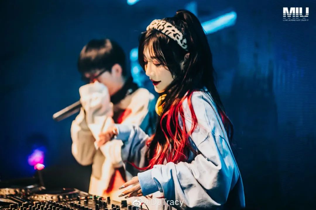 【福利】全国夜店女艺人DJ-赤域吧